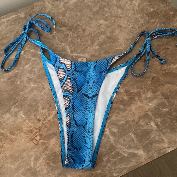 SHEIN snake bikini. - Picture 2 of 3